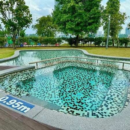 Ha20, Cyberjaya, Netflix, Wifi, Parking Apartment Luaran gambar